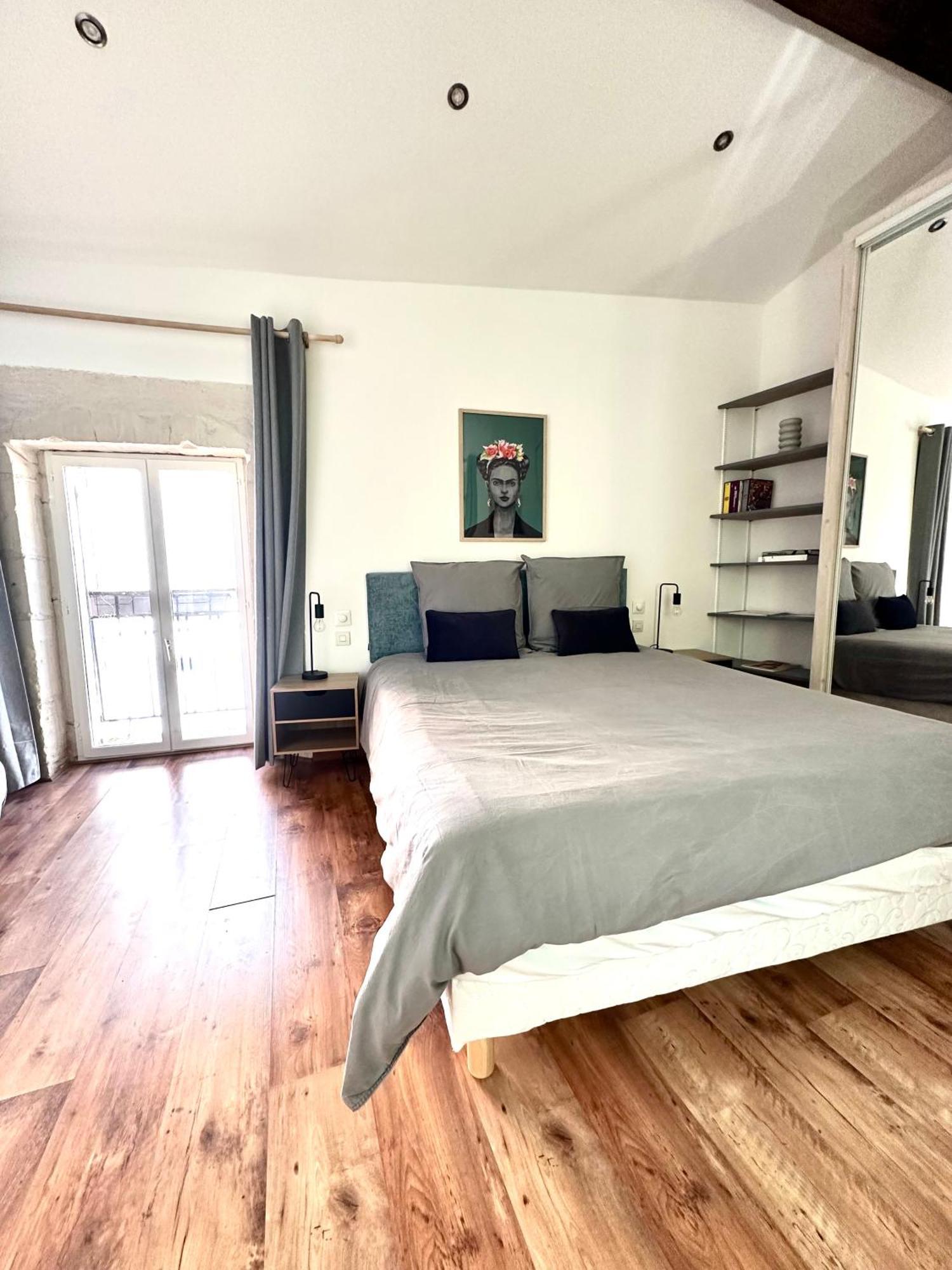 Maison Arenas Arles Bagian luar foto